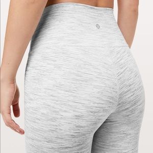 Lululemon Wunder Under Tight 25” Full-On Luxtreme